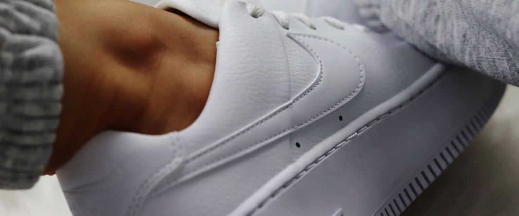 dresses with white sneakers